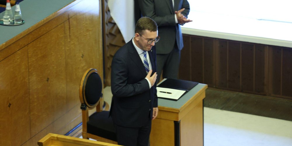 Новое правительство Эстонии принесло присягу