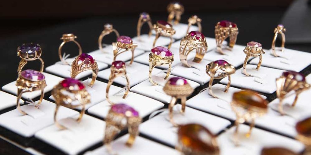 В центре Парижа ограбили ювелирный бутик Bulgari на 1 млн евро