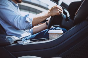 Эксперт по подержанным автомобилям назвал модели, которых стоит избегать