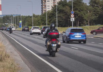 Быстрее, но слабее: водители мотоциклов более уязвимы на дорогах