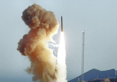 США испытали ракету Minuteman III для демонстрации готовности своих ядерных сил