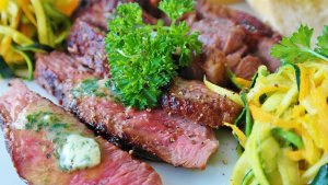 Четыре простых и полезных способа приготовить вкусное мясное блюдо