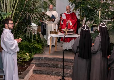 Монастырь Пирита проведет мессу Вербного воскресенья в Таллиннском ботаническом саду