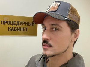 Потерял голос: Дима Билан госпитализирован из-за бронхита