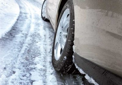 Транспортный департамент не советует спешить со сменой зимней резины