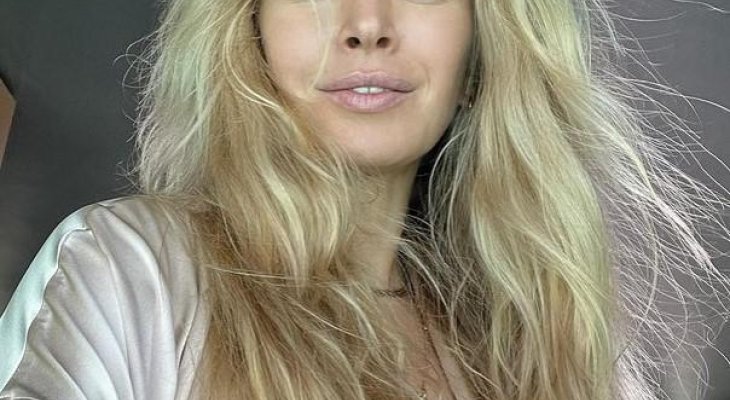 Вера Брежнева рассказала, что её семья прячется в подвалах от бомбёжек