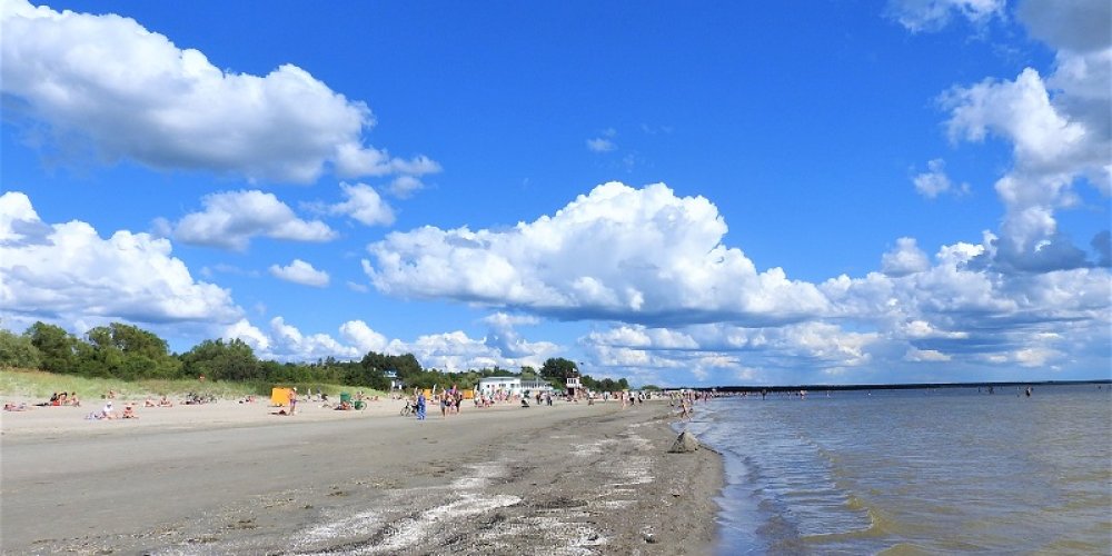 На двух пляжах Пярну обнаружено превышающее норму бактериальное загрязнение