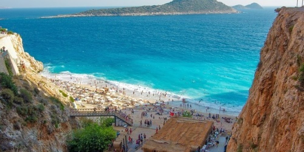 Отдых в отелях Турции за год подорожал почти на 80%