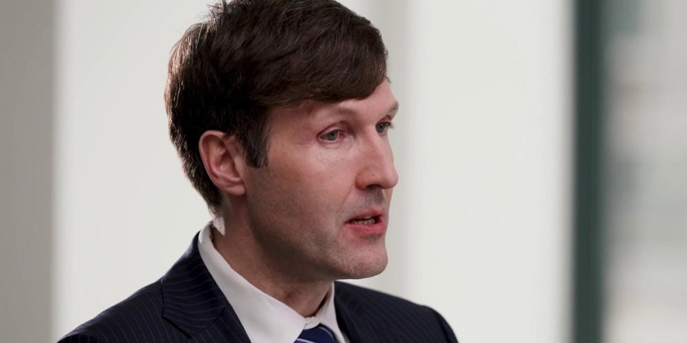Кто из членов парламента потратил всю сумму своего депутатского пособия?