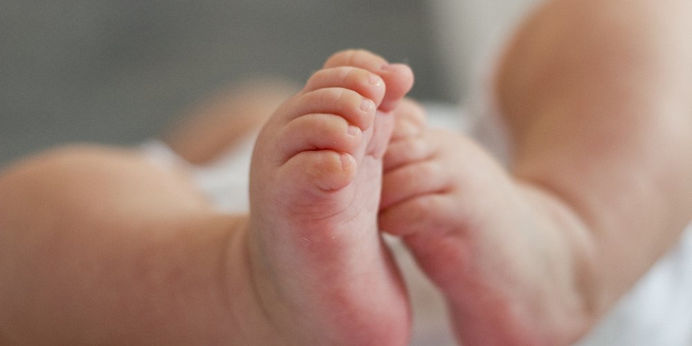 Огромный шаг вперед: родился первый ребенок, зачатый в яйцеклетке вне тела матери