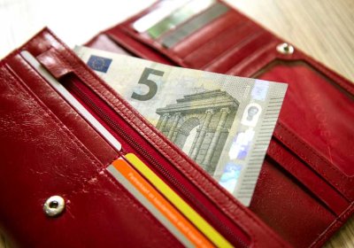 Исследование: только каждый десятый житель Эстонии предпочитает платить наличными