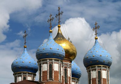 Рийгикогу объявил Московский Патриархат институтом, поддерживающим российскую агрессию
