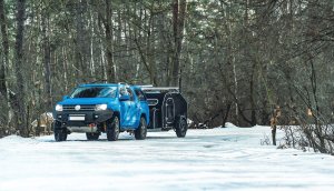 На лед Чудского озера разрешено выезжать на внедорожнике