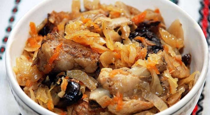 Ценовая экспертиза: сколько стоит польское блюдо бигос?