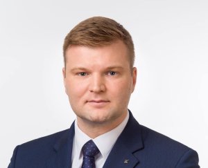 Лаури Лаатс предлагает сокращать чиновников