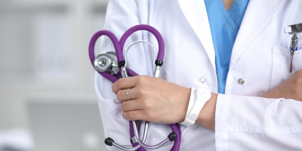 Государство повысило ставки зарплат медицинских работников