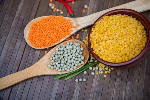 Пять рецептов из чечевицы, как альтернатива салату и мясным бургерам