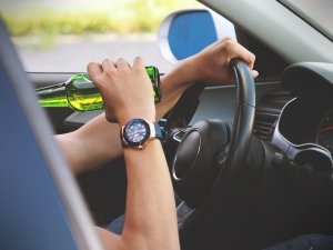 В полицию поступило 224 сообщения о пьяных водителях