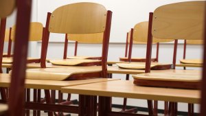 Предприниматели, профсоюзы и частные лица поддерживают забастовочный фонд учителей