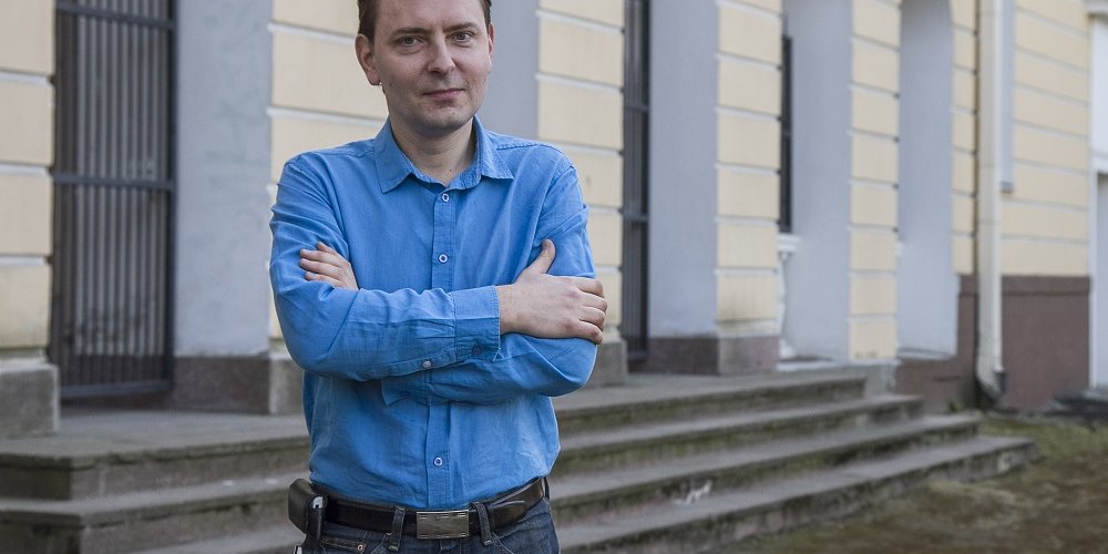Максим Волков.