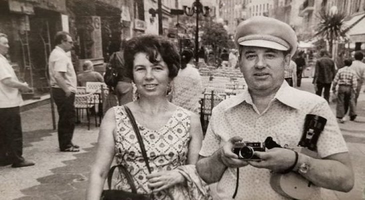 Опубликованная старая фотография Михаила Горбачева вызвала оживленные споры