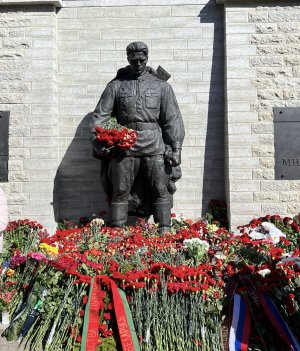 В Рийгикогу обсудят демонтаж Бронзового солдата