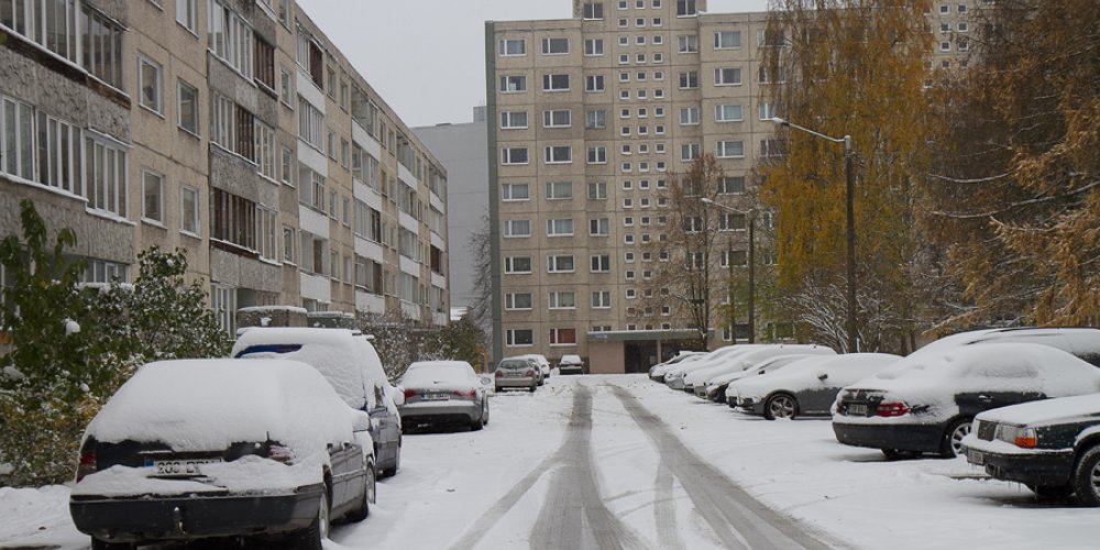 В Ласнамяэ скоро возобновят работу две автостоянки