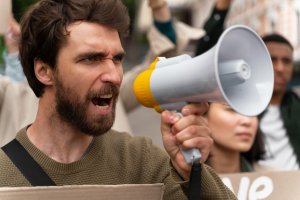 В Вильнюсе прошла акция протеста против положения школ нацменьшинств