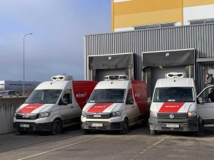 Rimi протестирует инновационный грузовой самокат для доставки продуктов