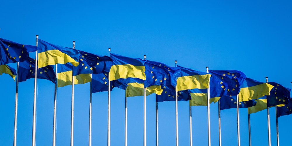 Послы ЕС не утвердили 15-й пакет санкций против РФ из-за разногласий, - Reuters