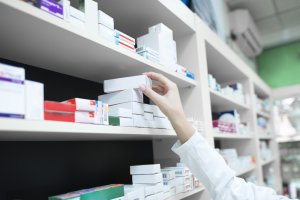 Бывшего провизора обвиняют в незаконной продаже психотропных веществ