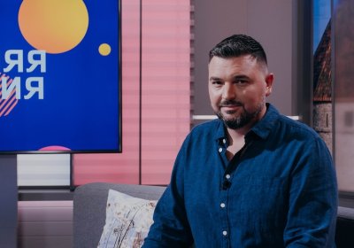 Знает о музыке все: основатель «Радио Ностальгия» Максим Милованов с 11 лет – на радио. 