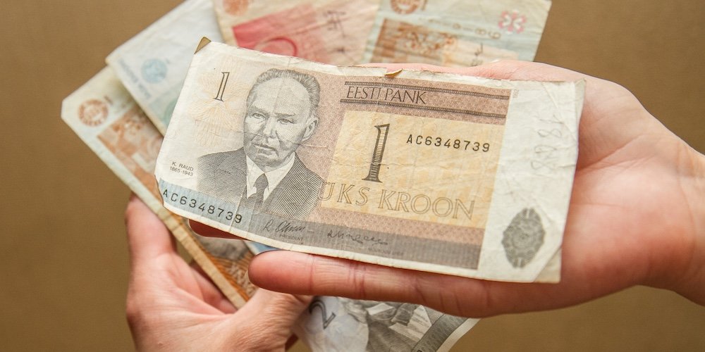 Минутка ностальгии: наши красивые старые добрые кроны, по которым многие скучают до сих пор. 