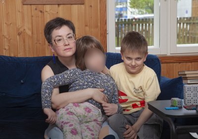 «Надя для нас – очень легкий ребенок»: честное интервью о радостях и сложностях попечительской семьи