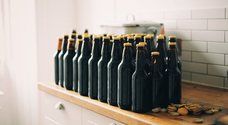 Производители пива столкнулись с нехваткой стеклянных бутылок