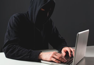 Мошенники от имени Кассы здоровья звонят людям и рассылают фишинговые письма