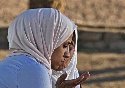 Иранским женщинам без хиджаба хотят заморозить банковские счета