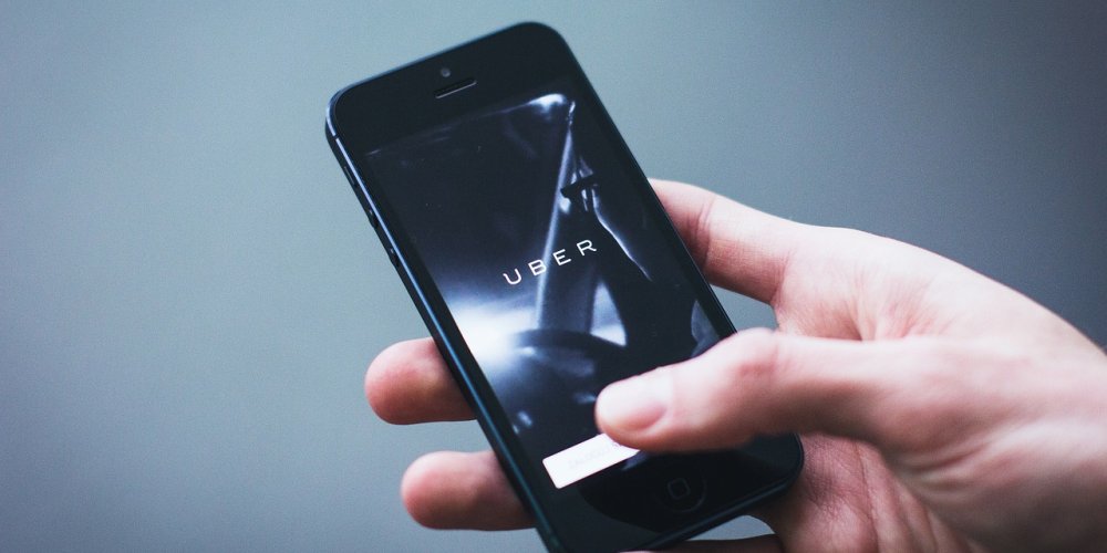 Женщину забанили в Uber из-за имени Свастика