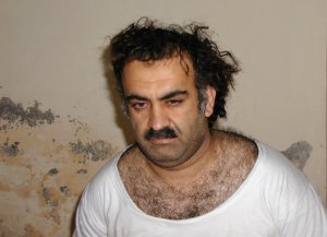 Халид Шейх Мохаммед после ареста в Пакистане 1 марта 2003 года