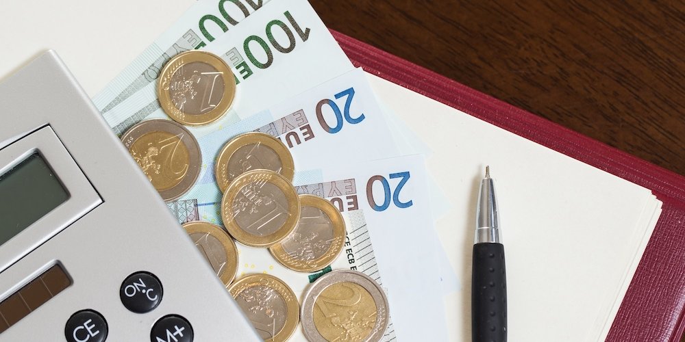 Почасовая брутто-зарплата у женщин в 2024 году была на 13,2% ниже, чем у мужчин