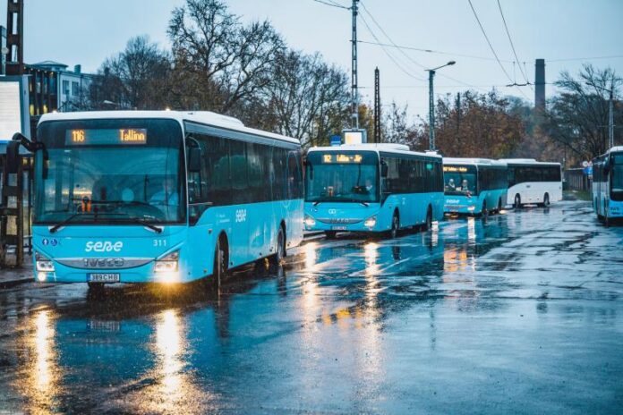 Пригородные автобусы