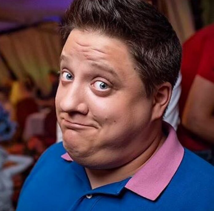 Роман Попов.