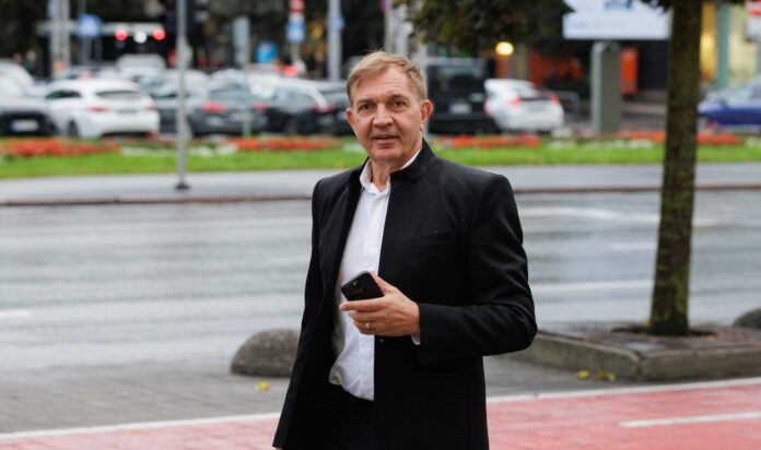 Урмас Сыырумаа.