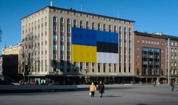 https://www.delfi.ee/artikkel/120238471/eesti-toetab-ukrainat-talveks-valmistumisel-humanitaarabiga-poole-miljoni-euro-vaartuses