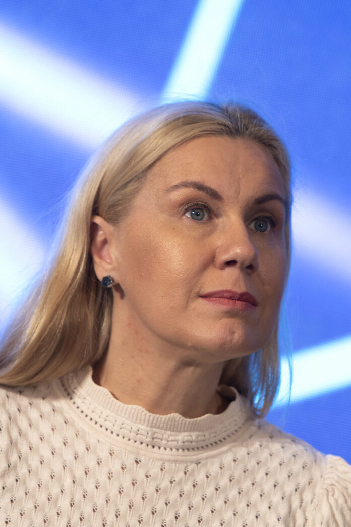 https://et.wikipedia.org/wiki/Kadri_Simson